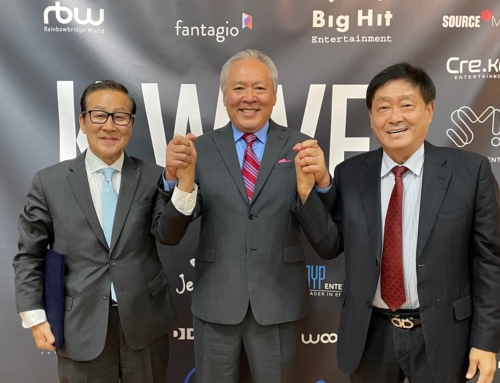 Actor Lee Seok-goo acts as an ambassador for KWAVE Go and Senior Go